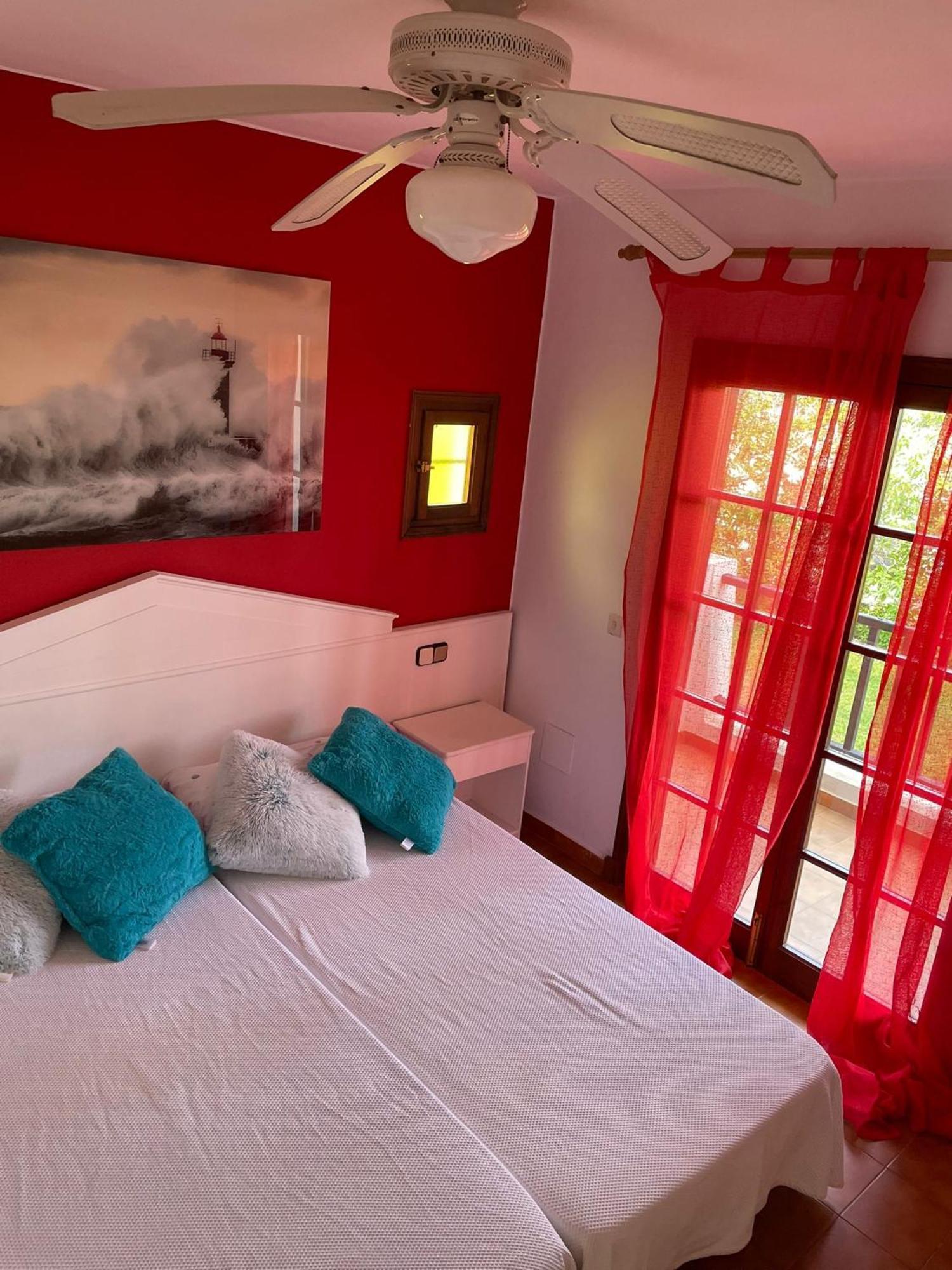 La Casa Del Tiburon Appartement Cala En Porter  Kamer foto