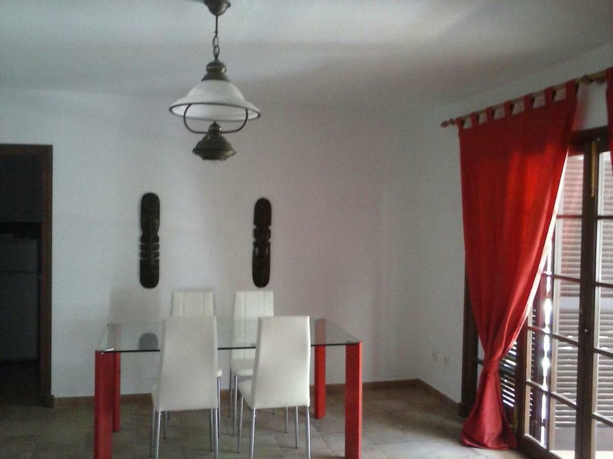 La Casa Del Tiburon Appartement Cala En Porter  Buitenkant foto